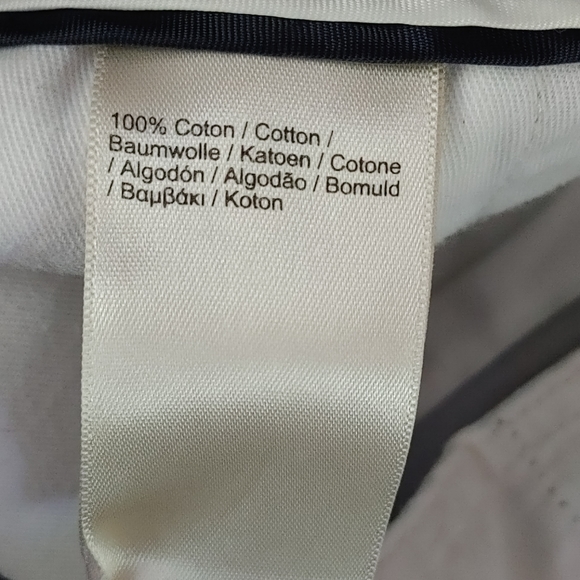 Lacoste Grey shorts SZ.30 - Picture 5 of 5